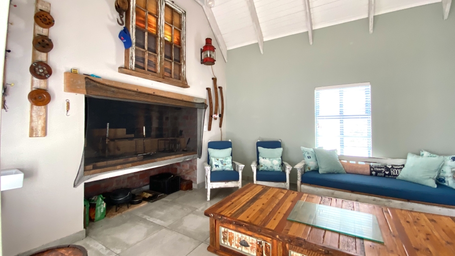 4 Bedroom Property for Sale in Dwarskersbos Western Cape